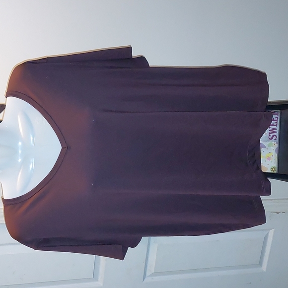 Susan Graver Tops - Womens like new plus size 2X short sleeve blouse